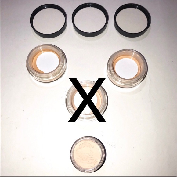 BareMinerals Foundation - Picture 3 of 6